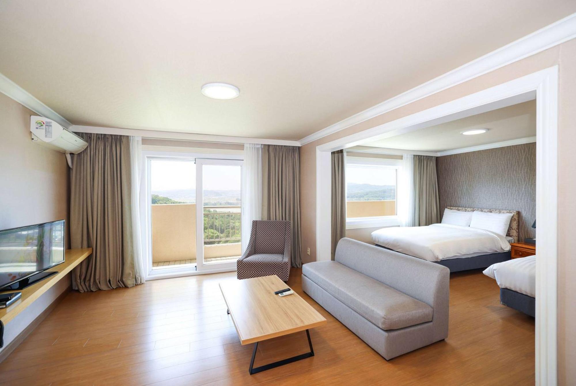 La Vie Dor Hotel And Resort, Trademark Collection By Wyndham Hwaseong Экстерьер фото